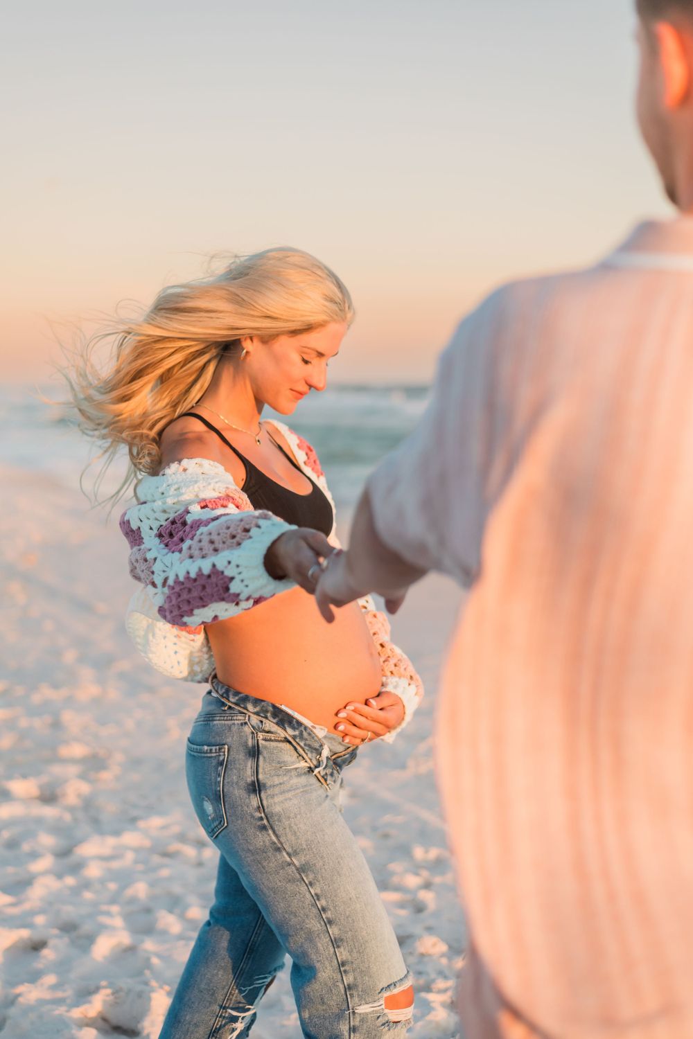 Best maternity photographer in Destin, FL 30A, FL Seaside, FL Watercolor, FL Watersound, FL Alys Beach, FL Rosemary Beach, FL Santa Rosa