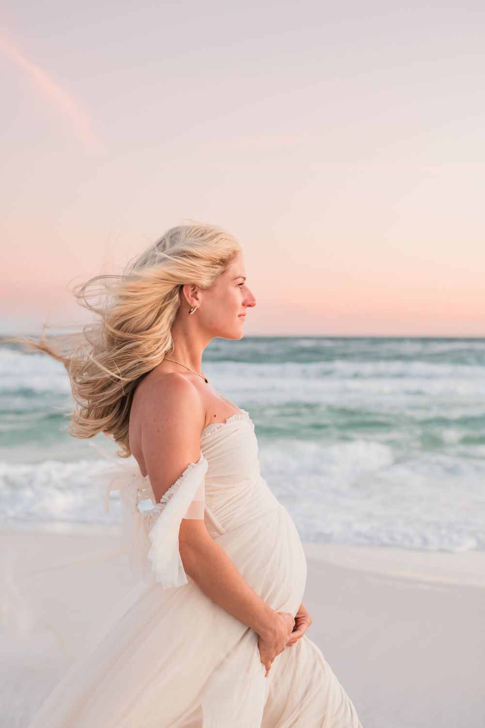 Best maternity photographer in Destin, FL 30A, FL Seaside, FL Watercolor, FL Watersound, FL Alys Beach, FL Rosemary Beach, FL Santa Rosa