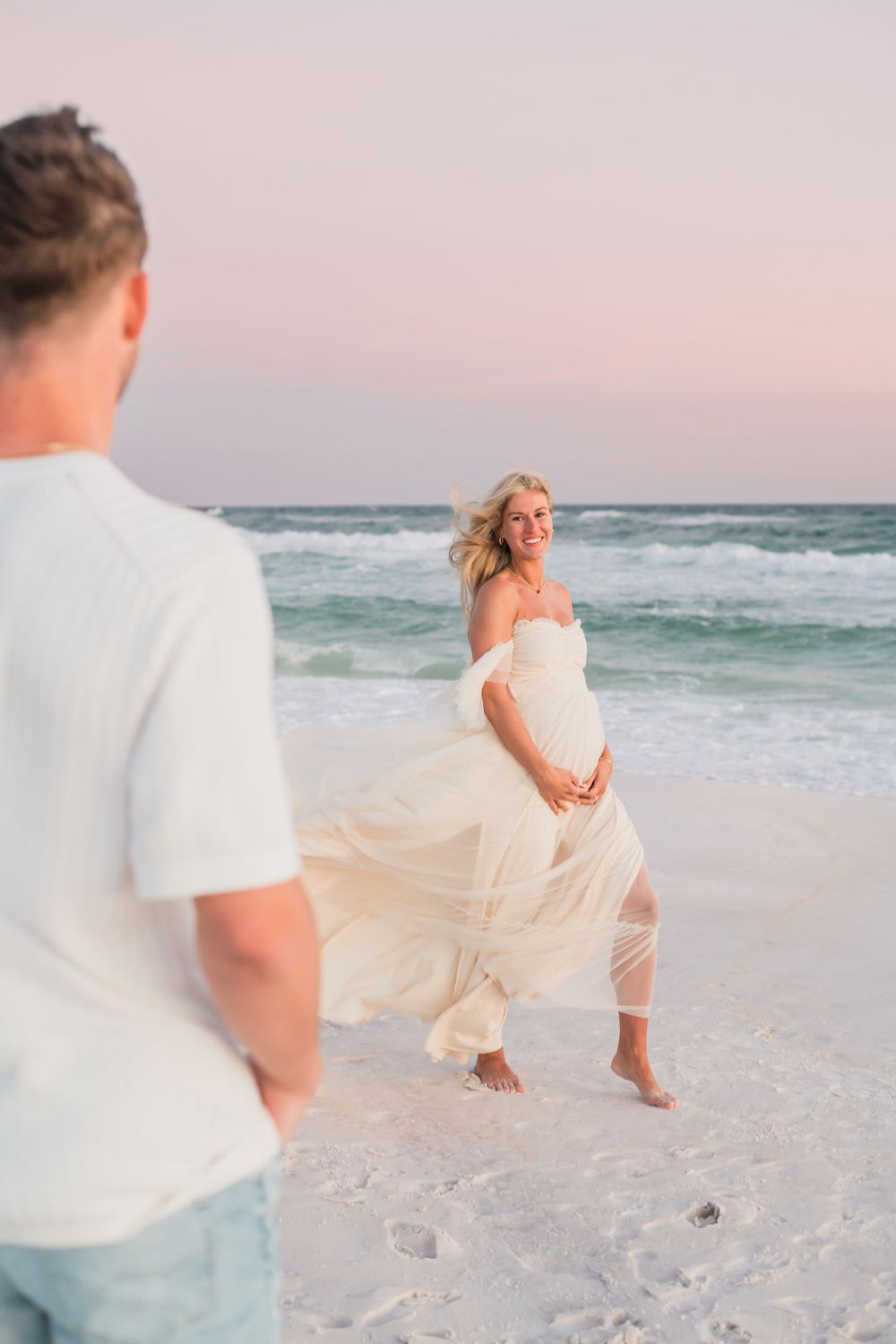 Best maternity photographer in Destin, FL 30A, FL Seaside, FL Watercolor, FL Watersound, FL Alys Beach, FL Rosemary Beach, FL Santa Rosa