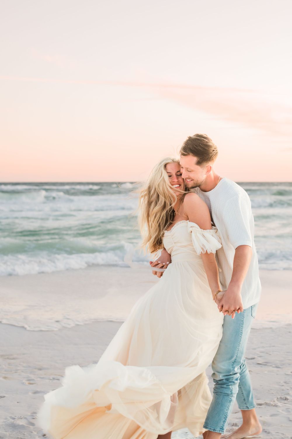 Best maternity photographer in Destin, FL 30A, FL Seaside, FL Watercolor, FL Watersound, FL Alys Beach, FL Rosemary Beach, FL Santa Rosa