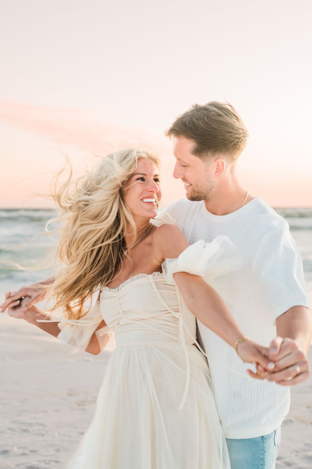 Best maternity photographer in Destin, FL 30A, FL Seaside, FL Watercolor, FL Watersound, FL Alys Beach, FL Rosemary Beach, FL Santa Rosa