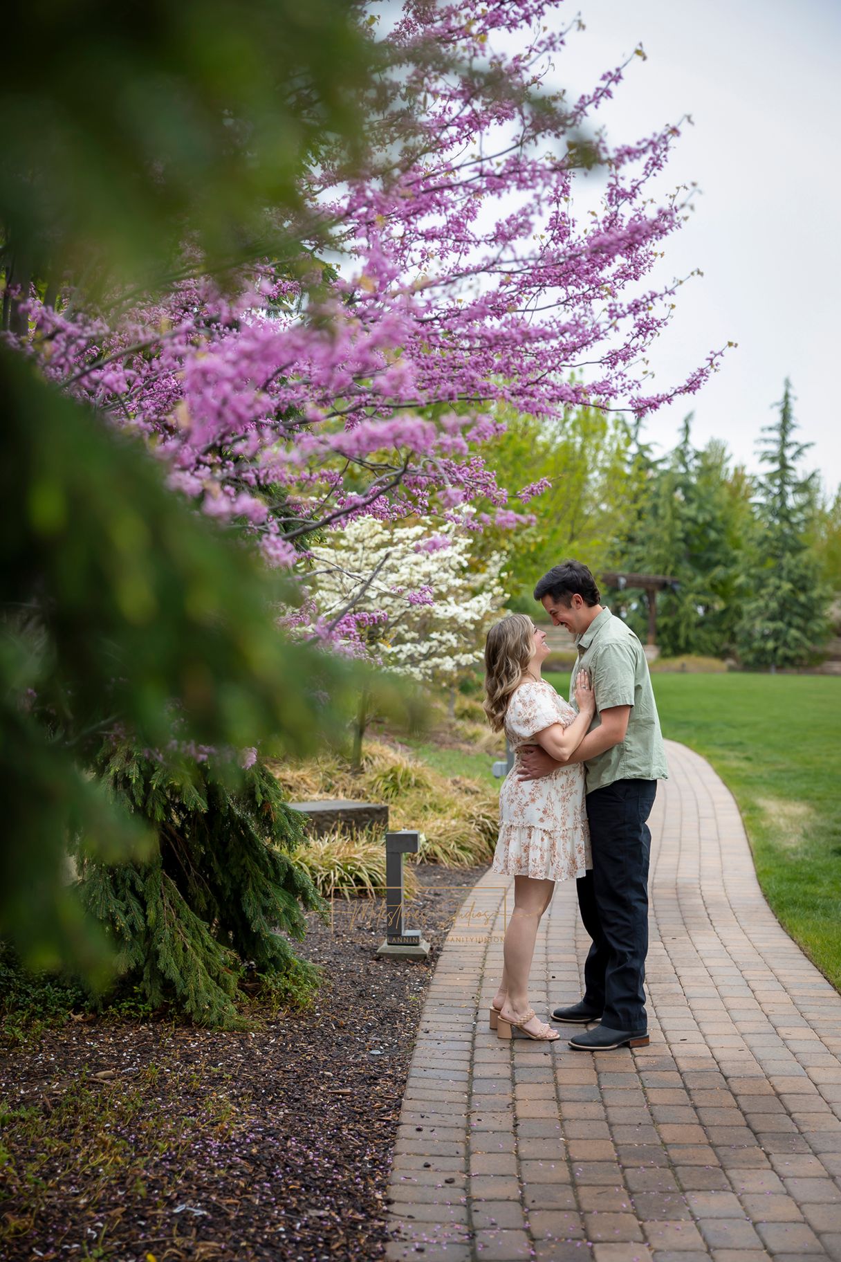 Engagement photos at Scentsy Commons Meridian, Idaho