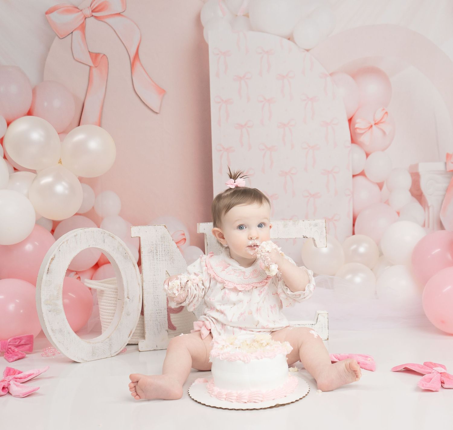 Kids first birthday cake smash sessions