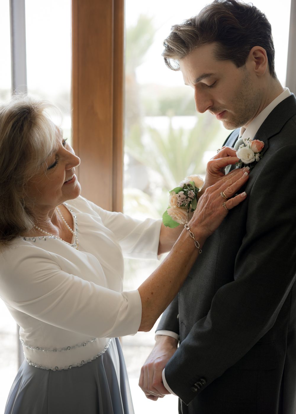 Dolphin Bay Wedding Photos in Pismo Beach, California. Shell Beach Wedding Photographer