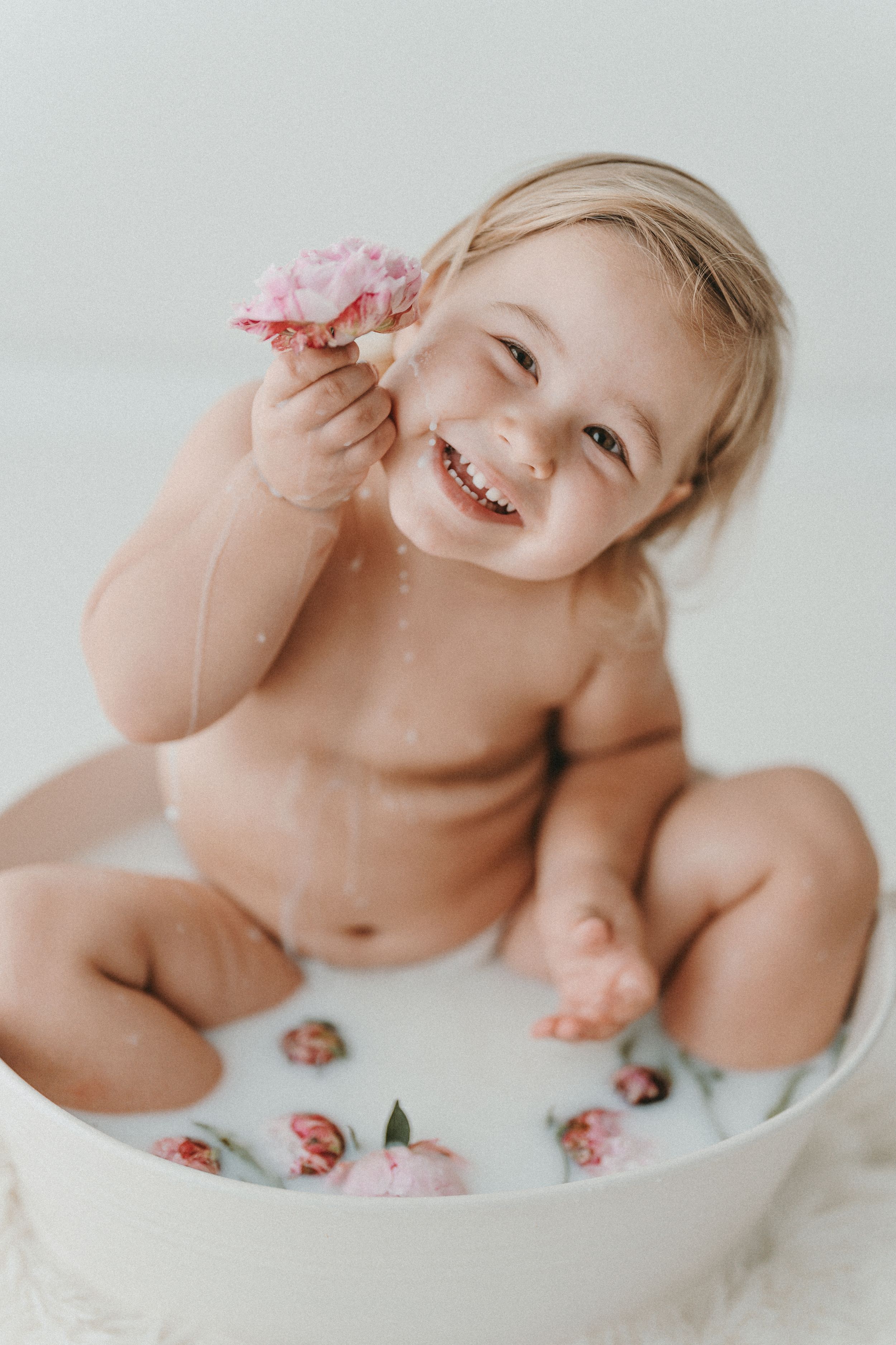 milk bath baby Lugano