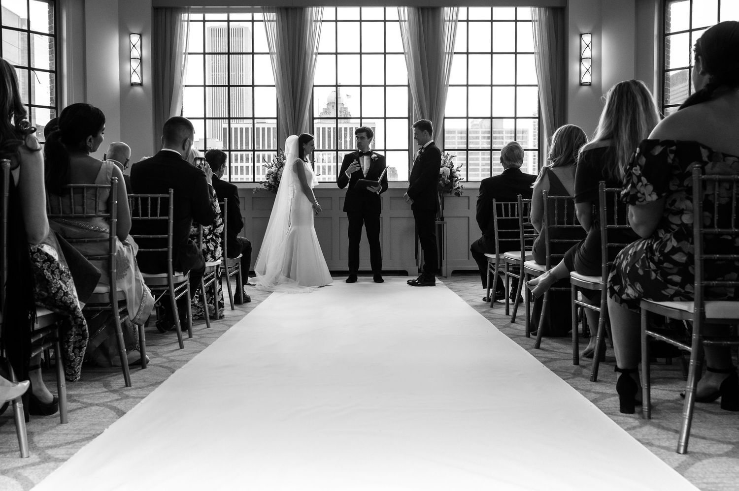 Wedding at Warrick Allerton Hotel | Chicago Wedding Photographer