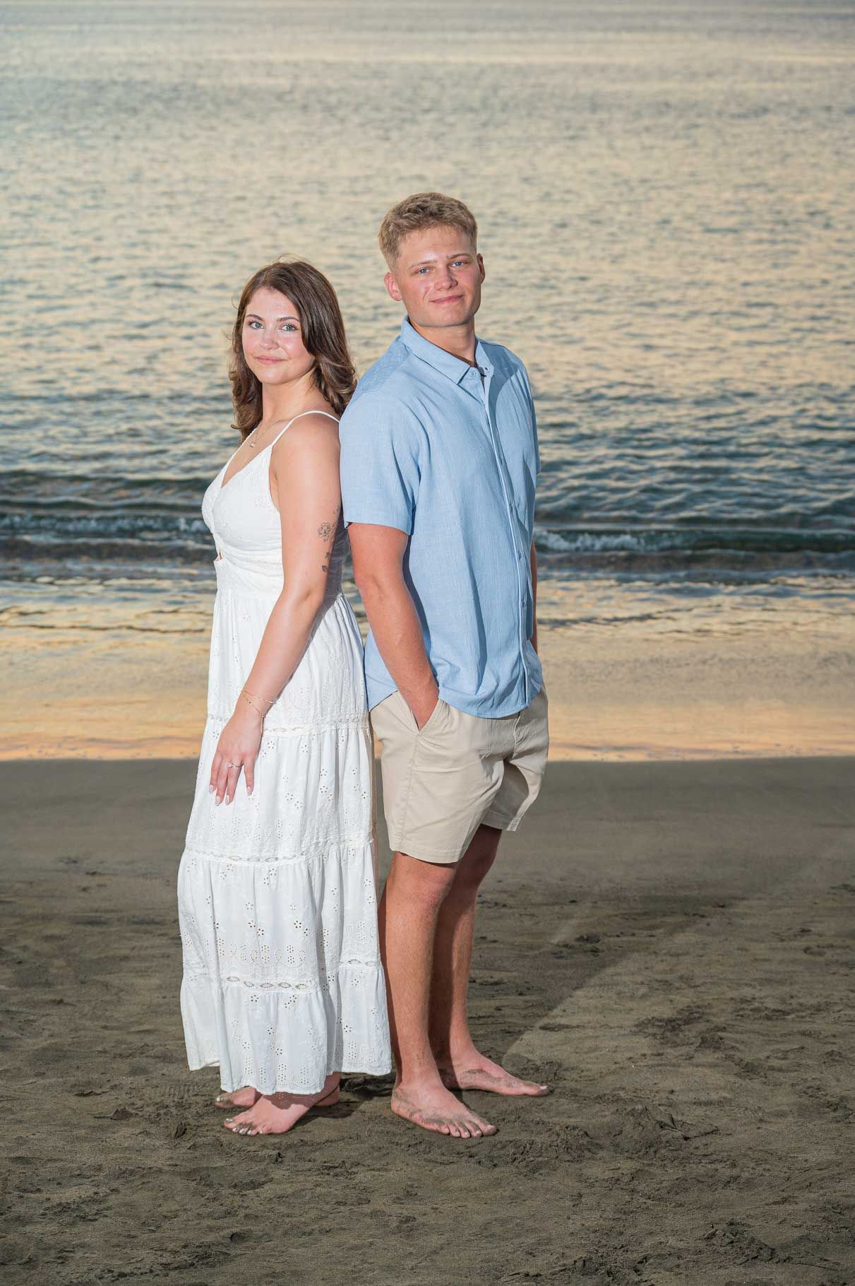 couple photo session in Riu Palace, Costa Rica