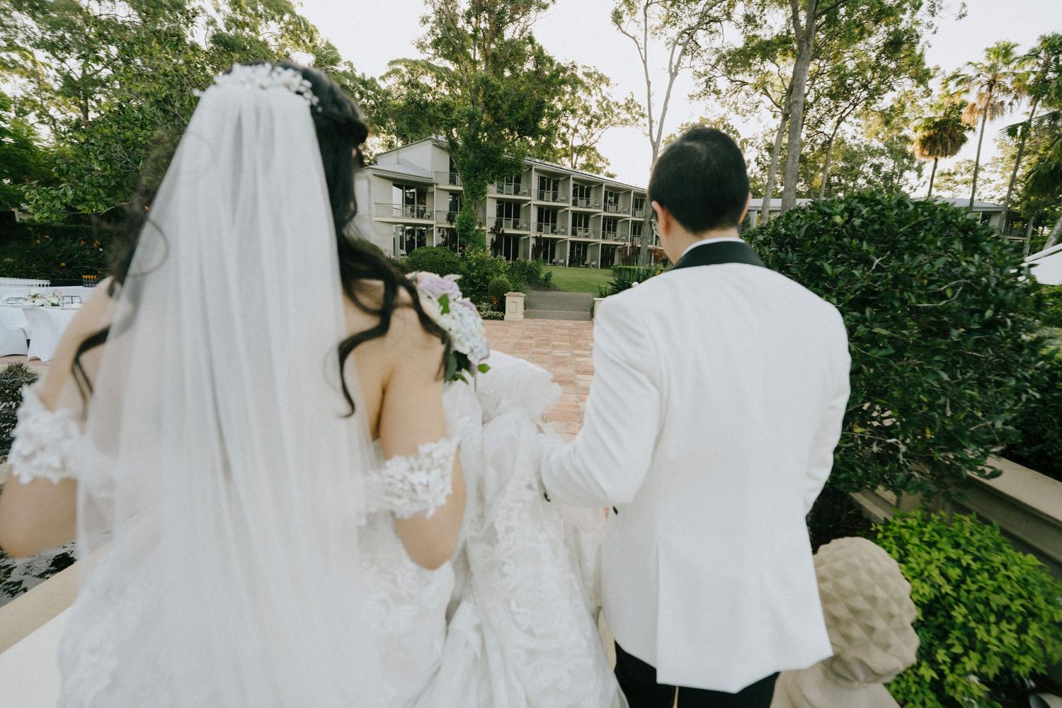 Candid couple moment at InterContinental Sanctuary Cove Resort"