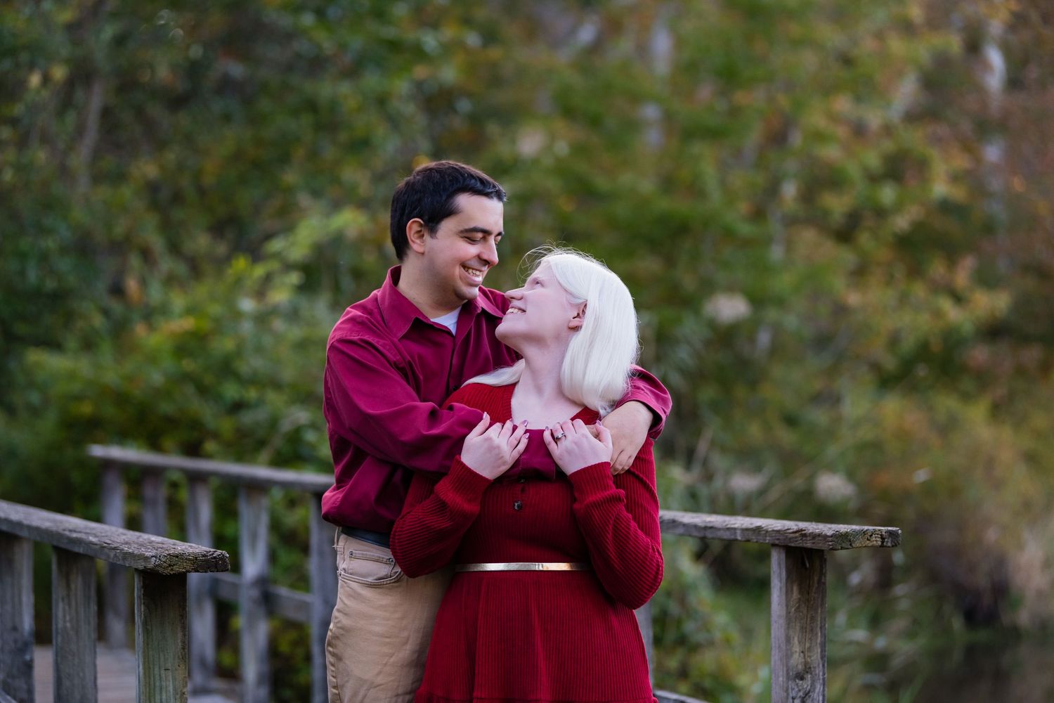 Norman Bird Sanctuary engagement photography. Rhode Island documentary wedding photographer