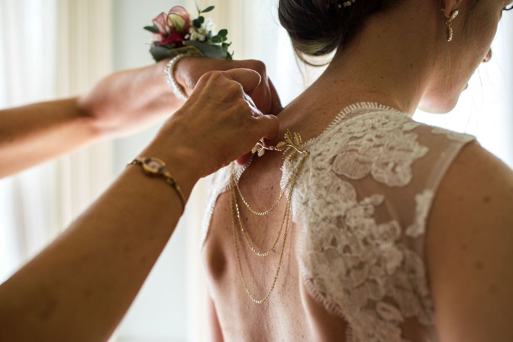 Timeless Wedding Photography. Photo Ideas for Brides. Grand Rapids Wedding Photography.