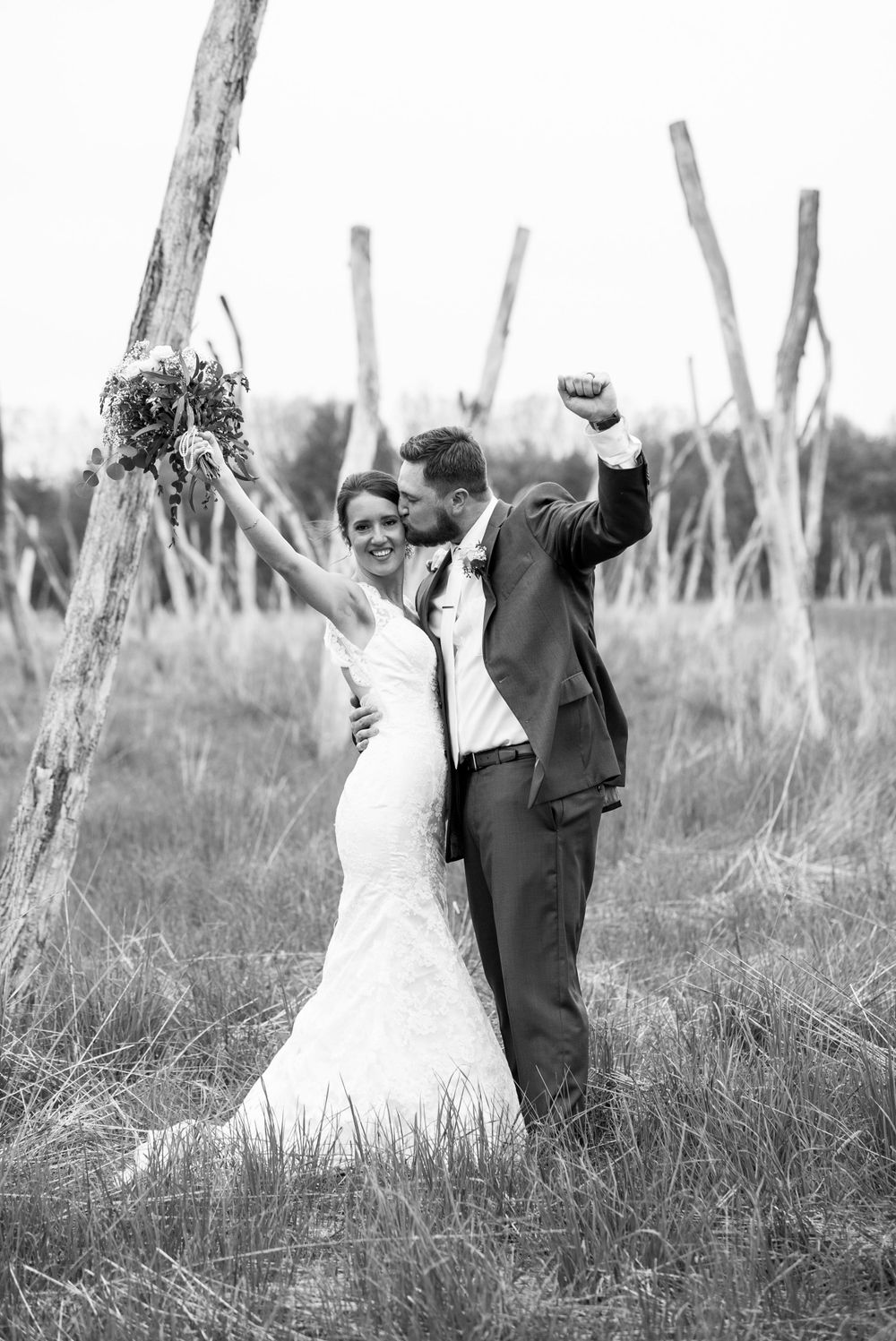 Timeless Wedding Photography. Photo Ideas for Brides. Grand Rapids Wedding Photography.