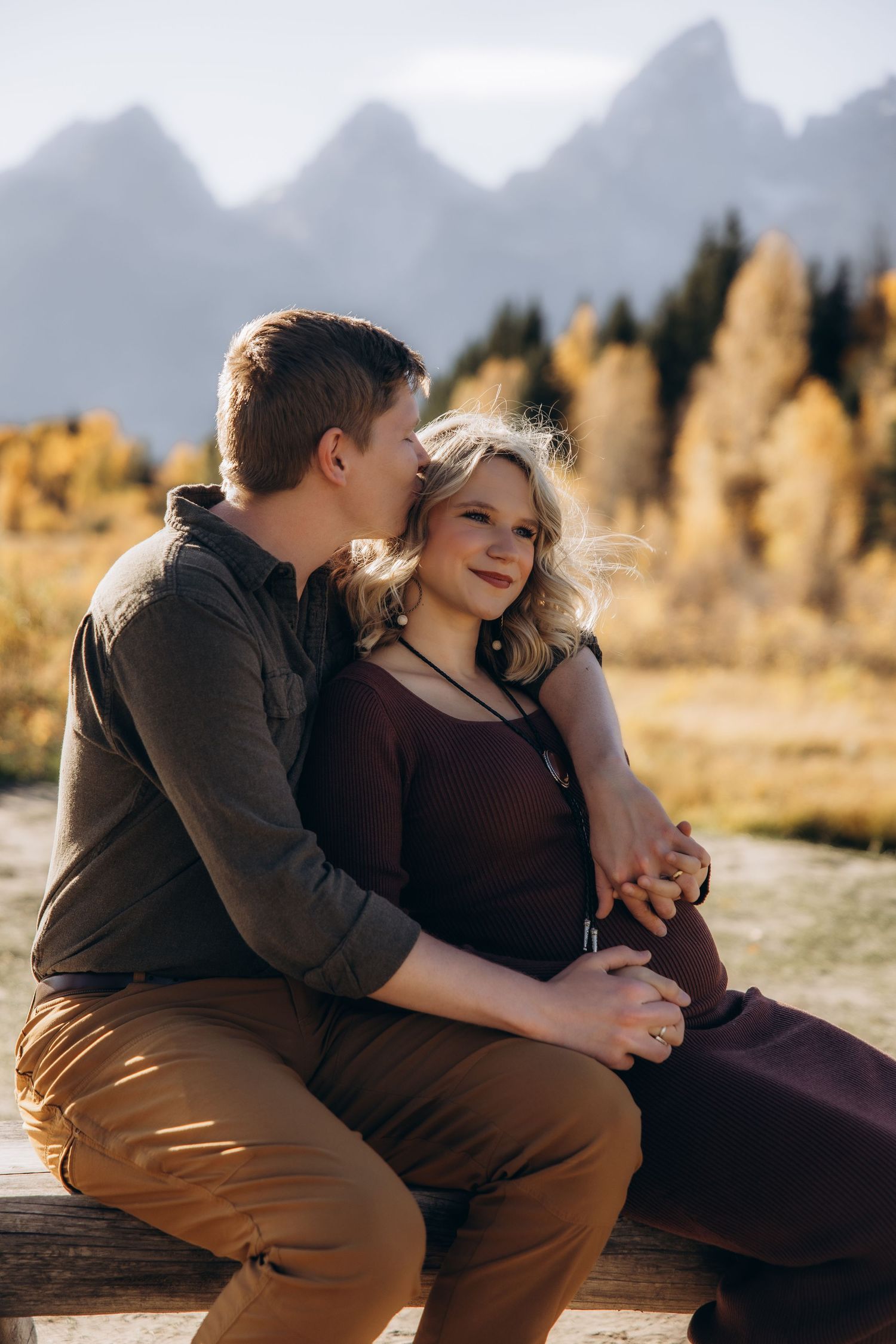 fall couples photoshoot in Jackson hole