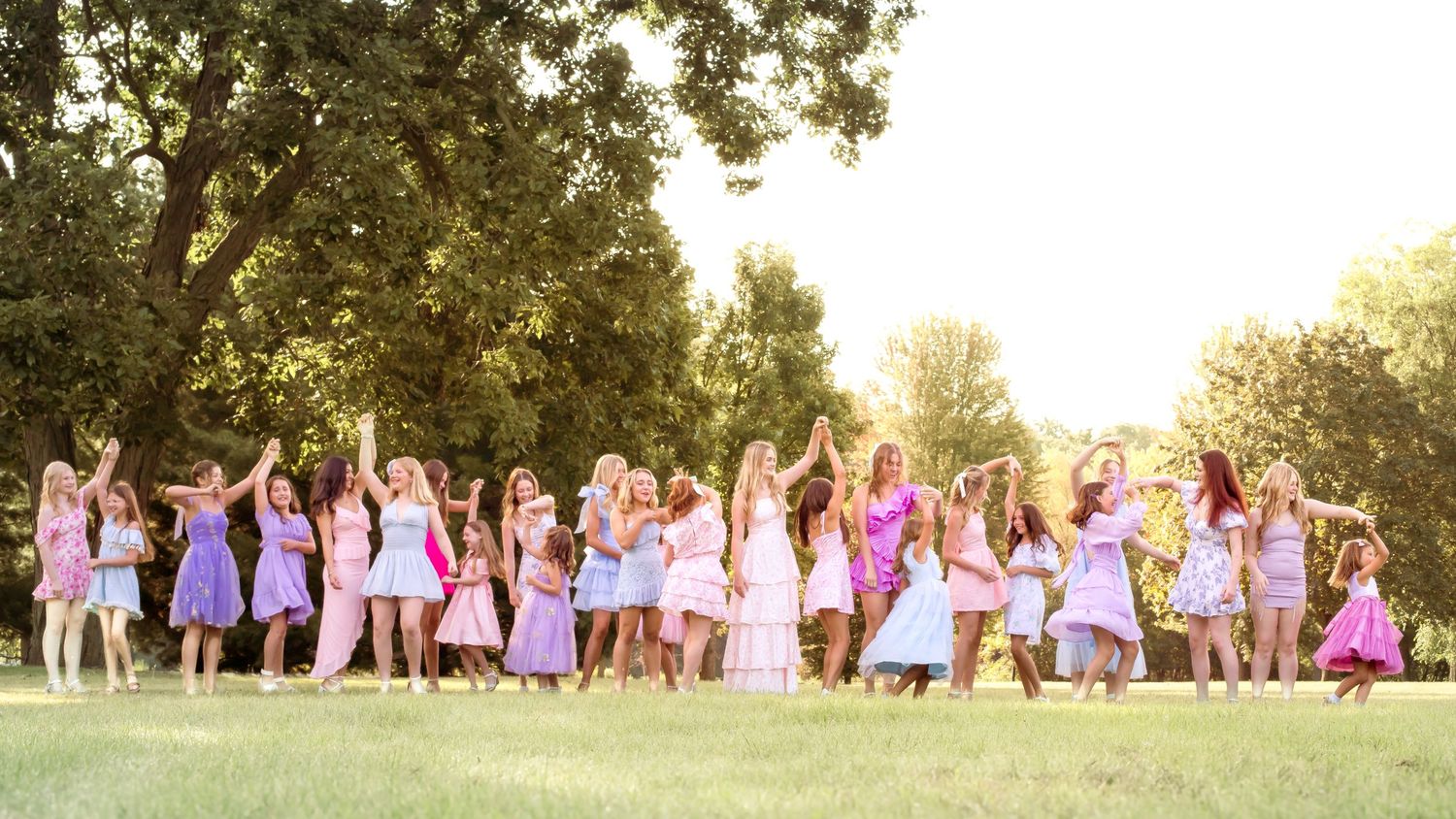 Professional Photography Janesville Wisconsin
Friendship
Love
Children
Friends
Natural Light