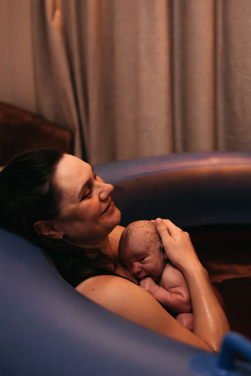 Home birth Brisbane Birth Photography in safe space with doula and husband support