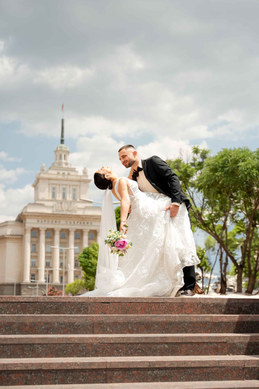 Кадри от сватбена фотосесия в гр. София. Ако имате нужда от сватбен фотограф, може да се свържете с мен.