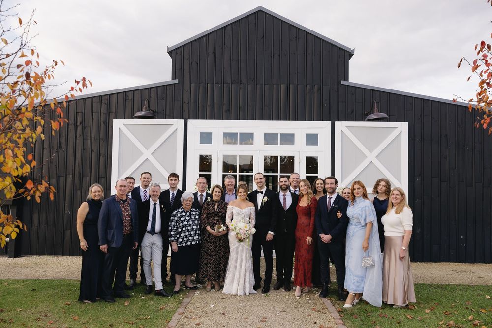 Dark Horse Venue Lovedale hunter vallley wedding photographer.  Wedding photography hunter valley, editorial style photographer hunter