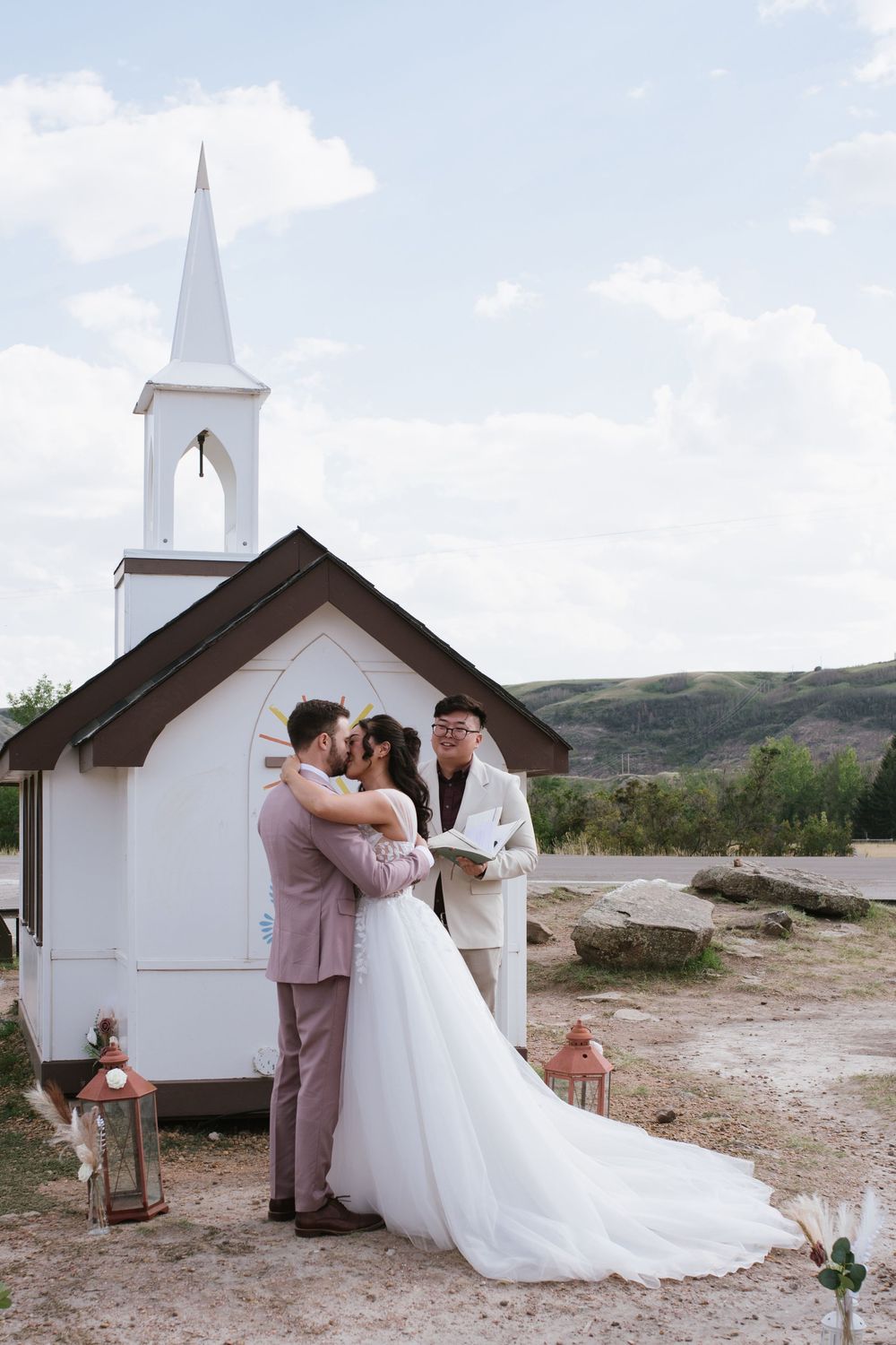 Drumheller's Little Church Wedding