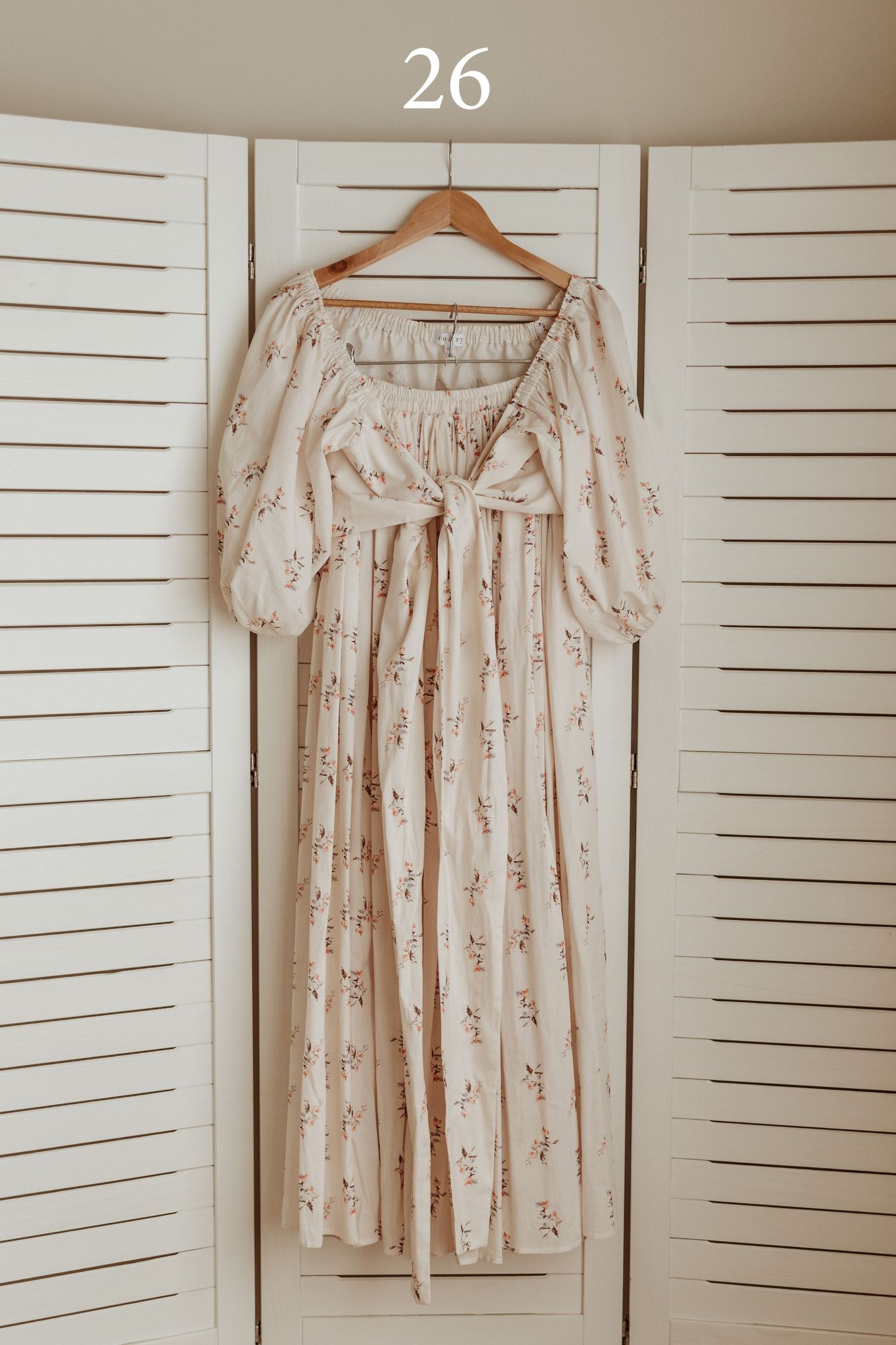 Client wardrobe supplied by Jessica Henderson Photography