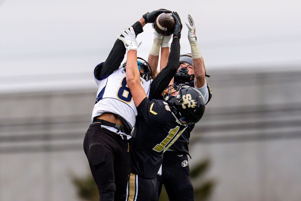 PIAA football championship game action photography, Central PA, by Deanna Fox, SportsFox Photography, Hershey PA