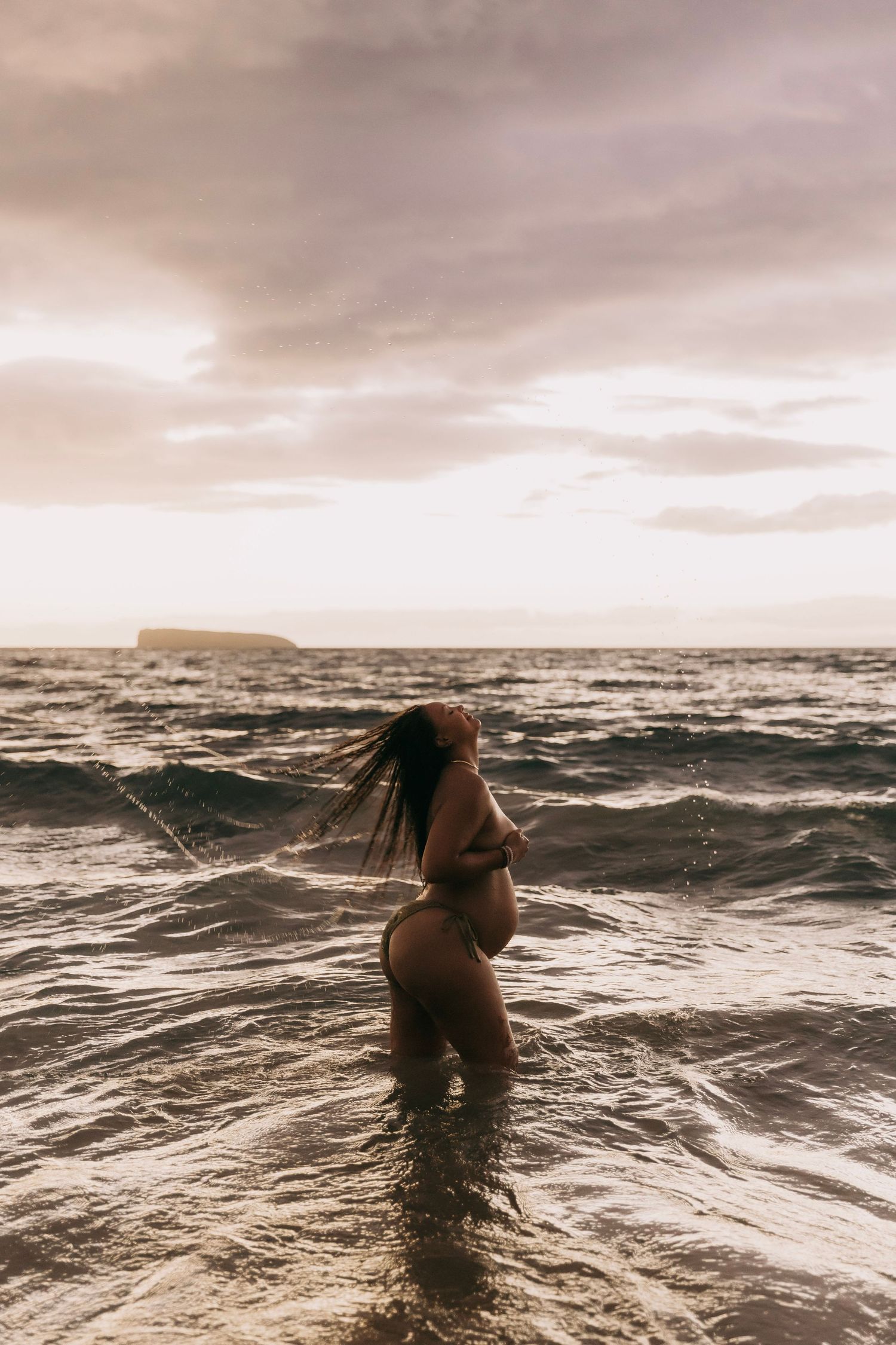 Travel Maternity Photographer Amber Reda Photography