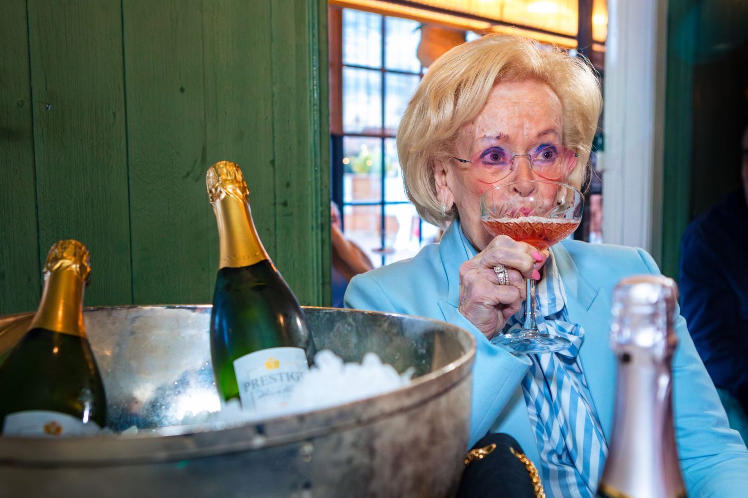 proost champagne moment