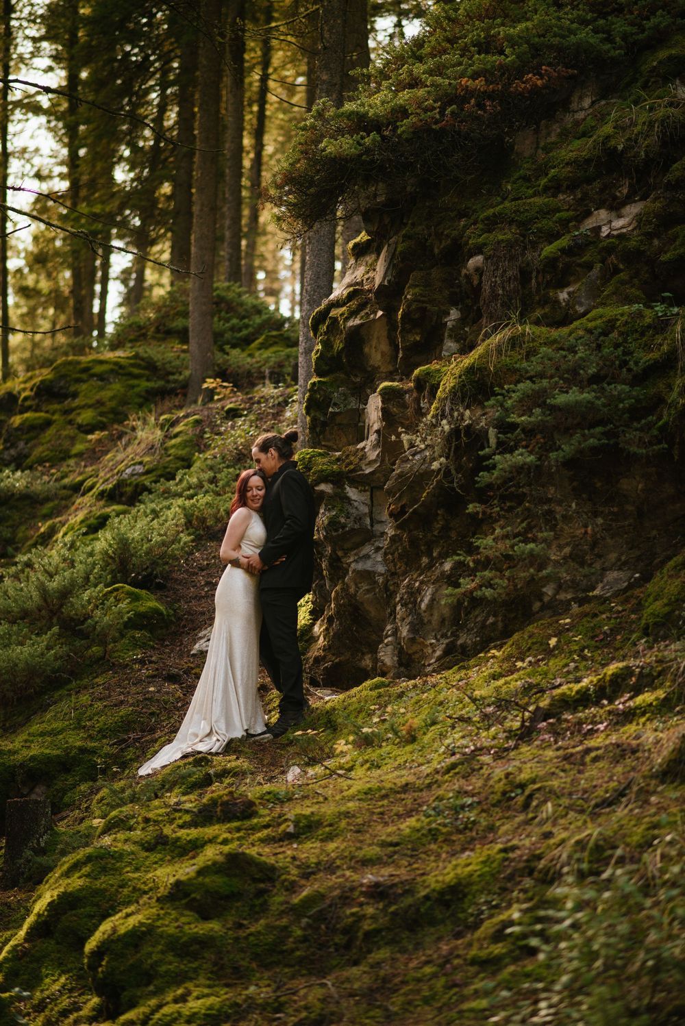 Lake Minnewanka I Banff Elopement