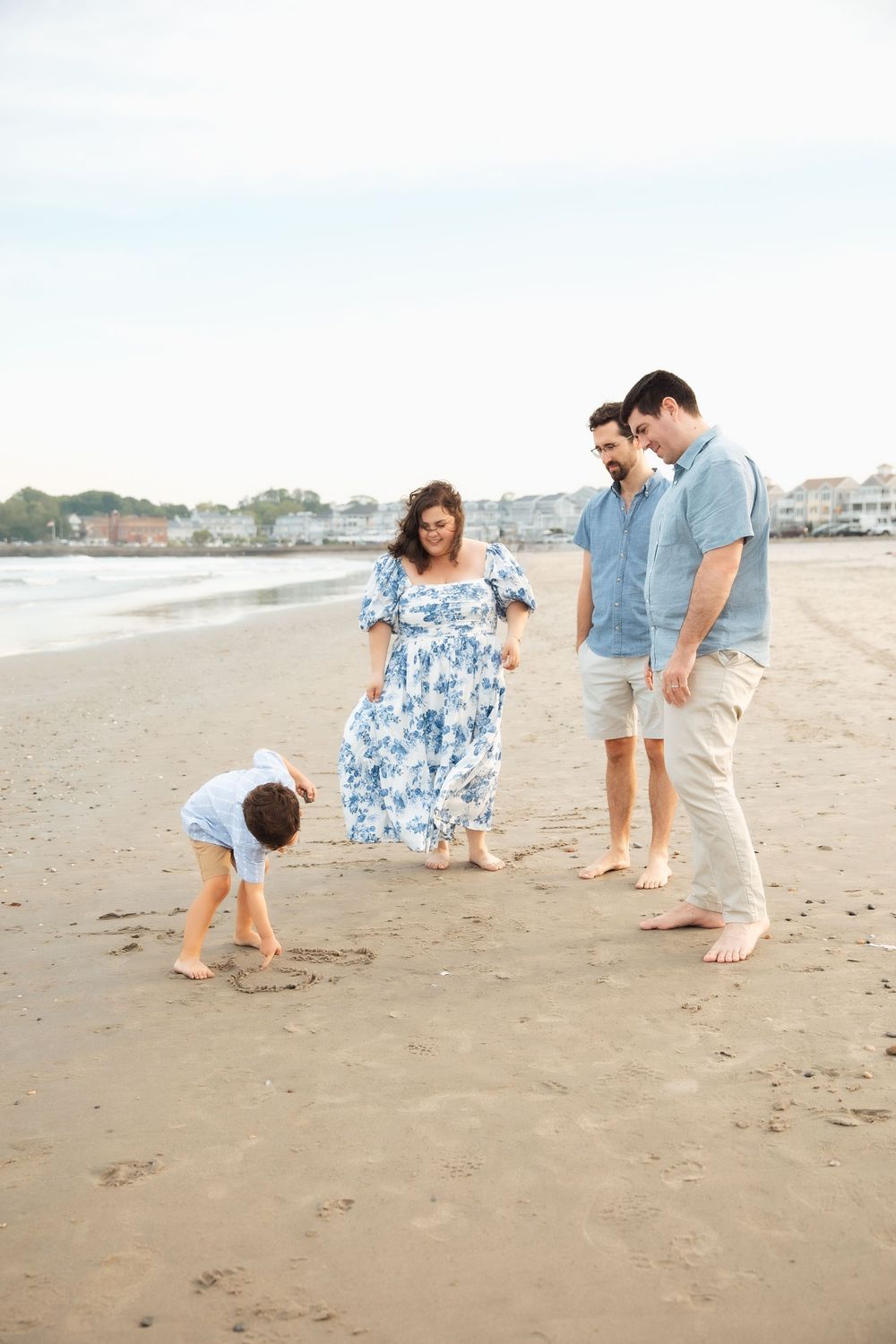 aunt uncle nephew Narragansett Beach, photography, Bristol, Portsmouth Newport Rhode Island. Extended family photography