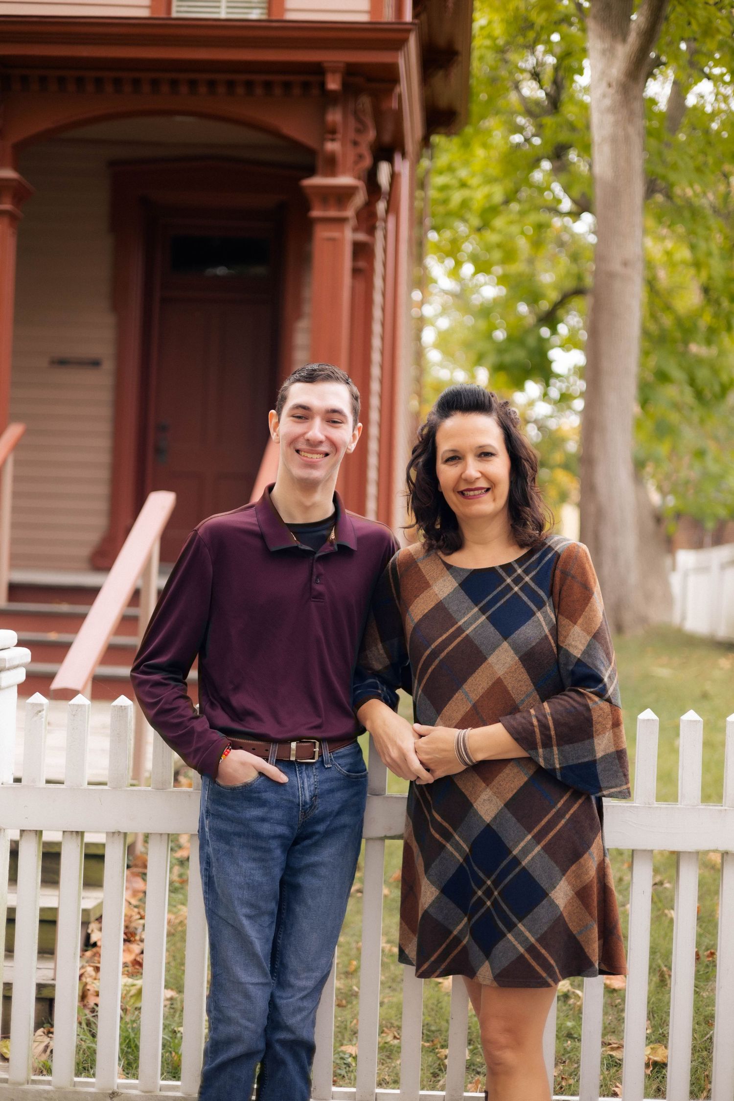 Outdoor, fall family photos in downtown Springfield, Illinois