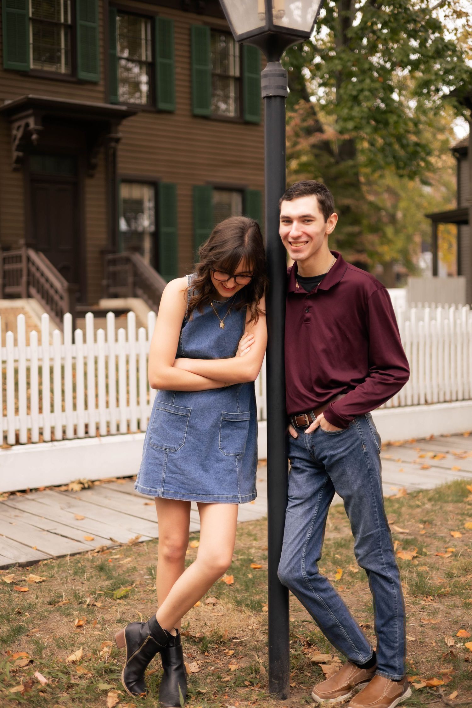 Outdoor, fall family photos in downtown Springfield, Illinois