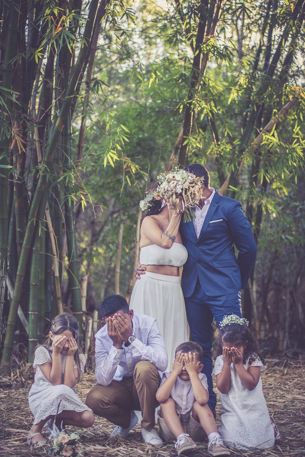 Mauritius photographer Wedding photographer. Wedding Family portrait Holiday in Mauritius Beach Couple photography. Honeymoon Kids Children