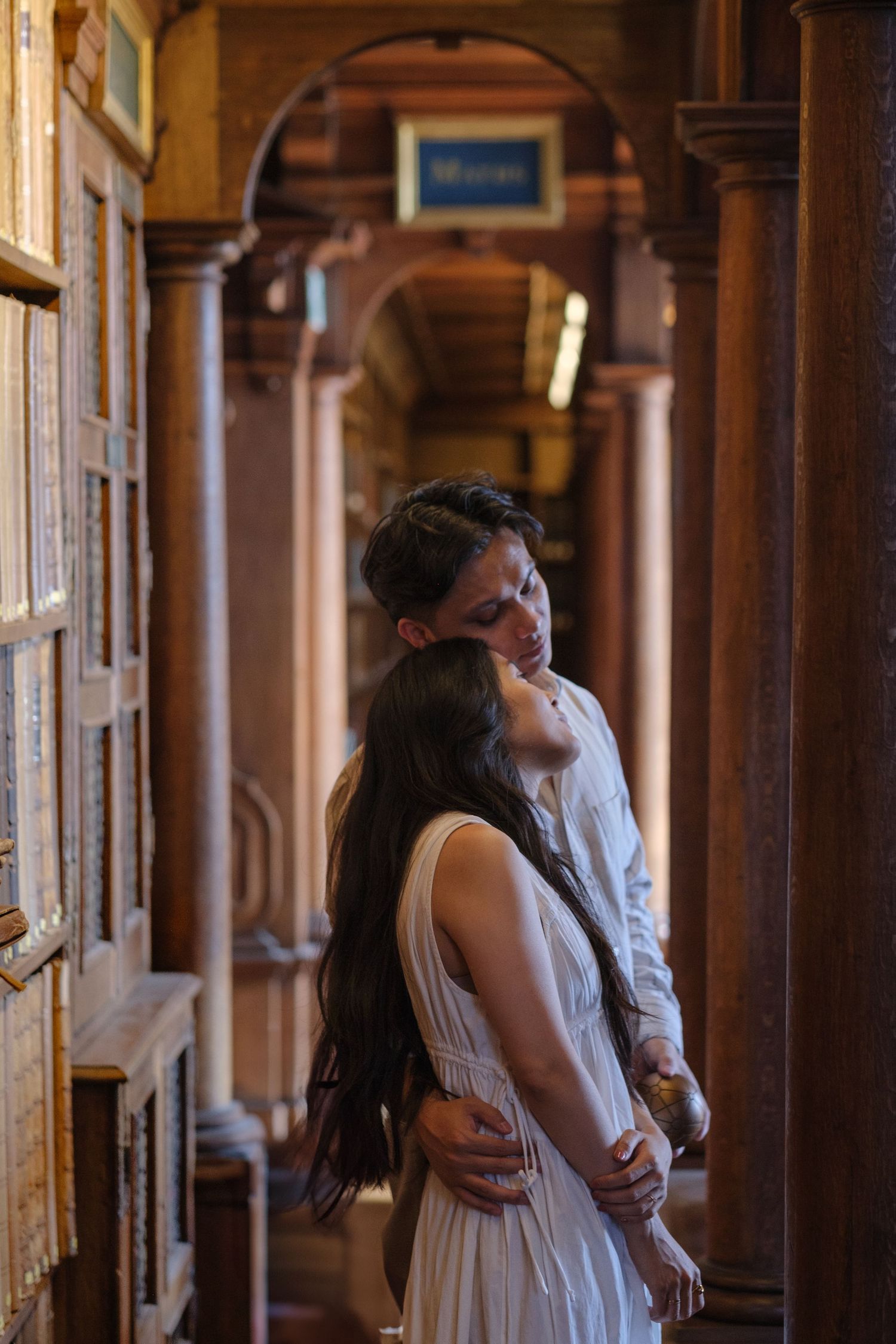 Wedding proposal at the Bodleian Library in Oxford