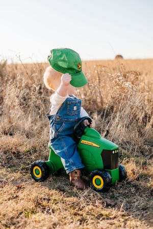 Tulsa Cake Smash Photographer
Claremore Cake Smash Photographer
Owasso  Cake Smash Photographer