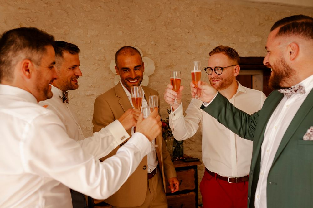 Coupe de champagne lors des préparatifs