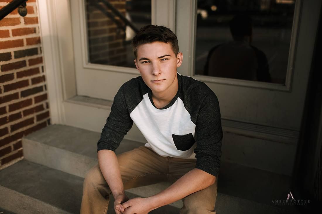 Modern senior portrait near Springfield Missouri – Amber Potter Photography