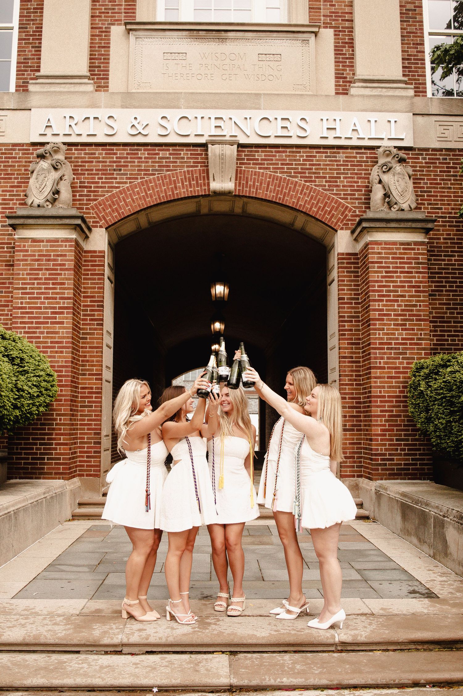 Senior group photos, University of Cincinnati, senior pictures, graduation photographer