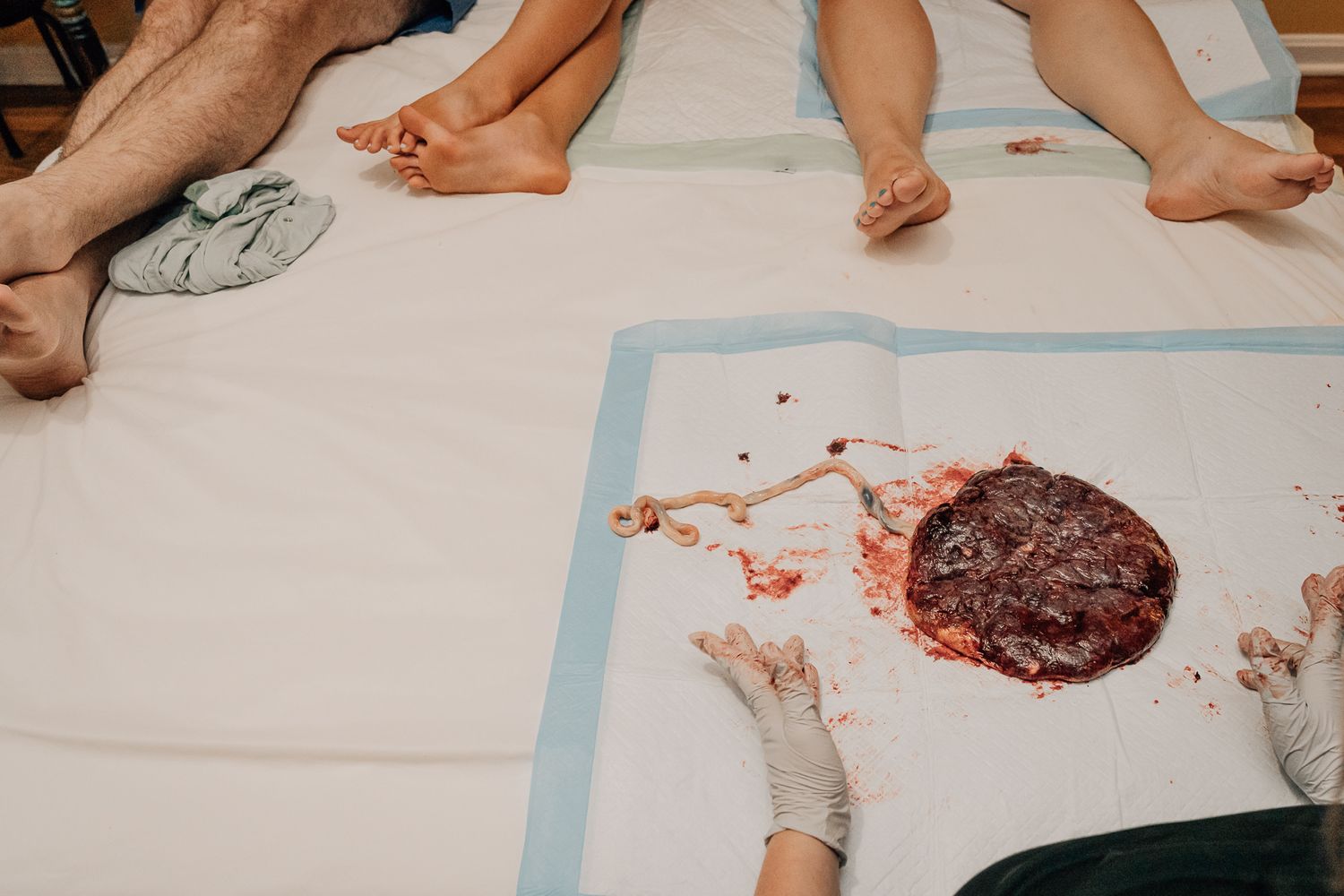 doula and birth photographer near me in northern Virginia