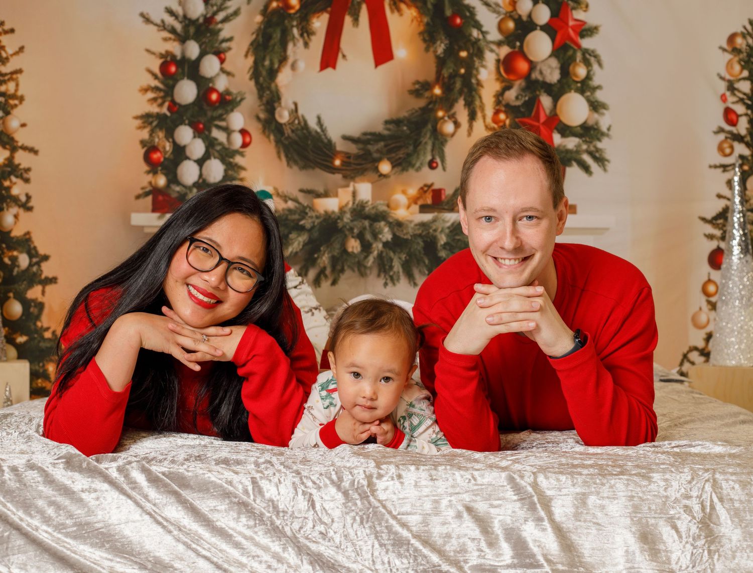 2023 Holiday Mini Photography Sessions in Roswell, GA by StylishLe Captured Photography
