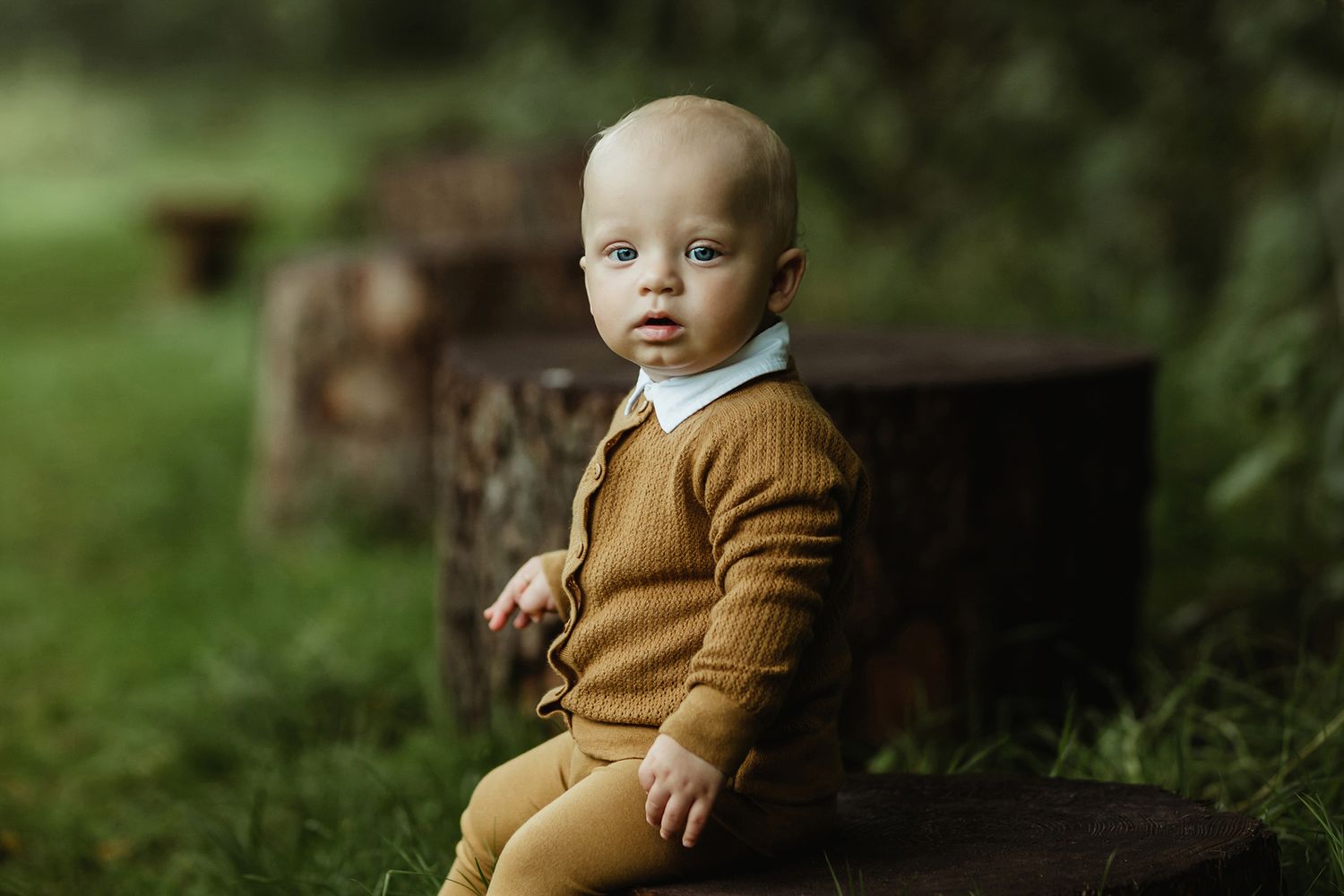 Strandtur og fotografering af krudtugler. Børnefotograf Silkeborg Randers Viborg Østjylland Århus Familiefoto Skanderborg