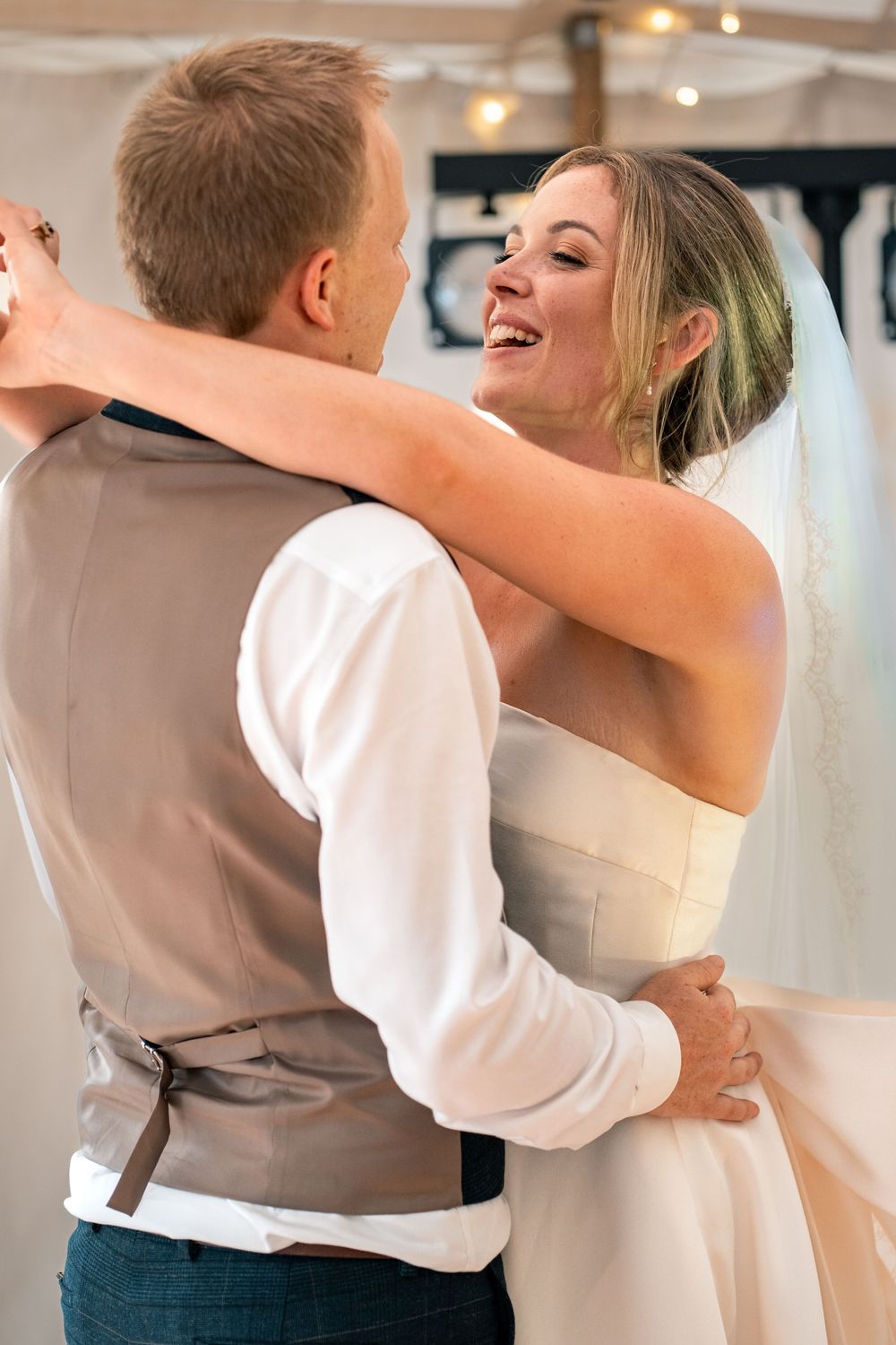 SUFFOLK WEDDING PHOTOGRAPHY - MARQUEE GARDEN WEDDING SUFFOLK