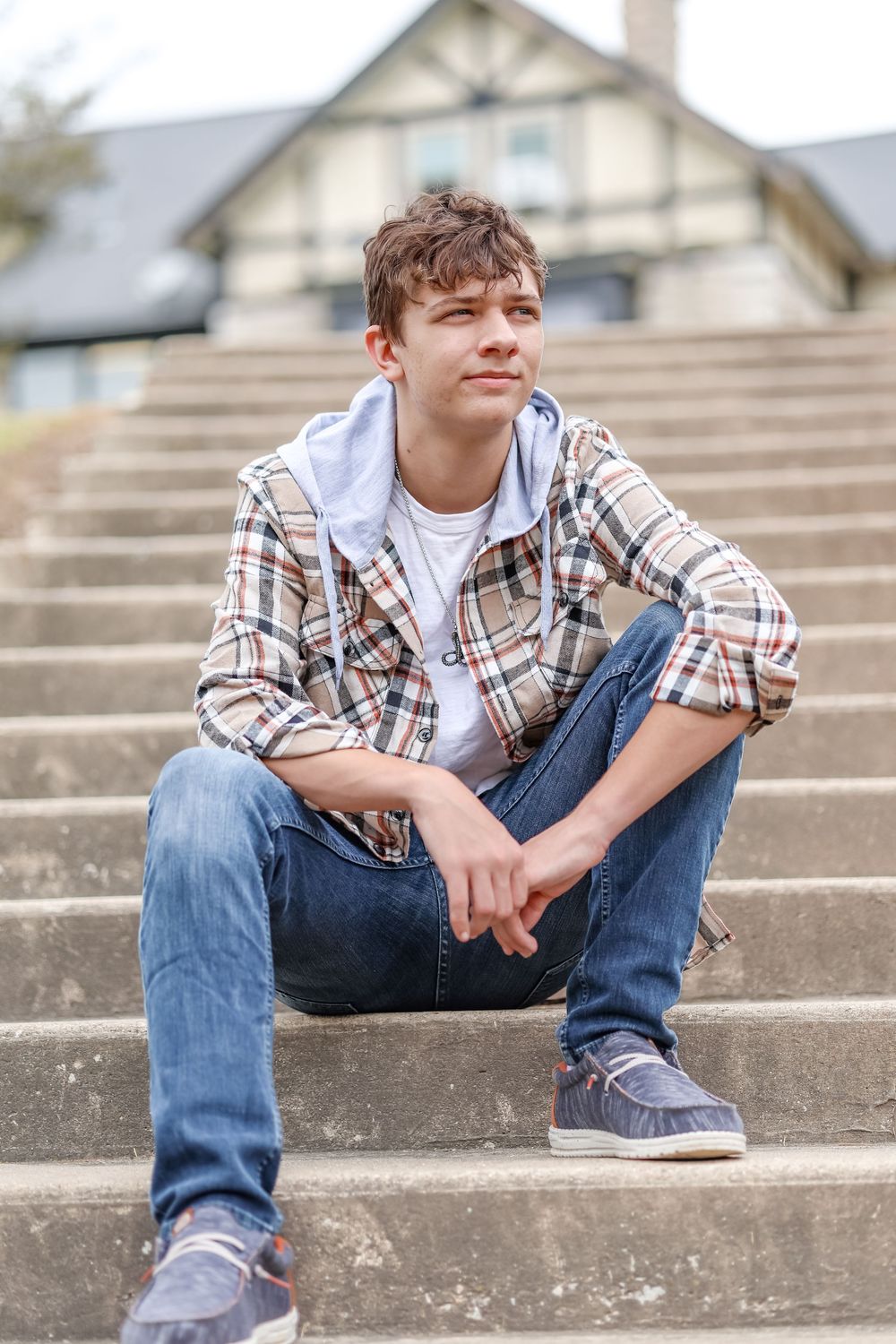 Central, IL Photographer captures a senior during a photo session at Lincoln Park in Springfield, IL