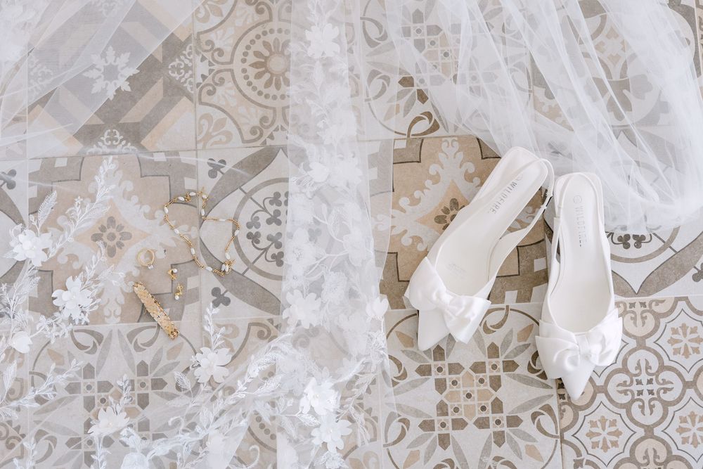 Authentic wedding moments in Croatia by a professional wedding photographer and videographer – Dubrovnik to Zagreb.