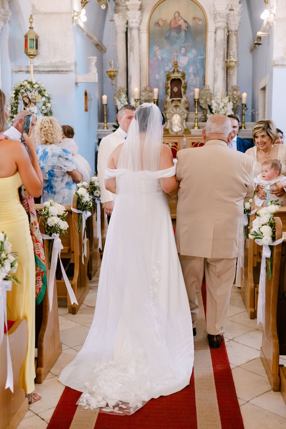Authentic wedding moments in Croatia by a professional wedding photographer and videographer – Dubrovnik to Zagreb.