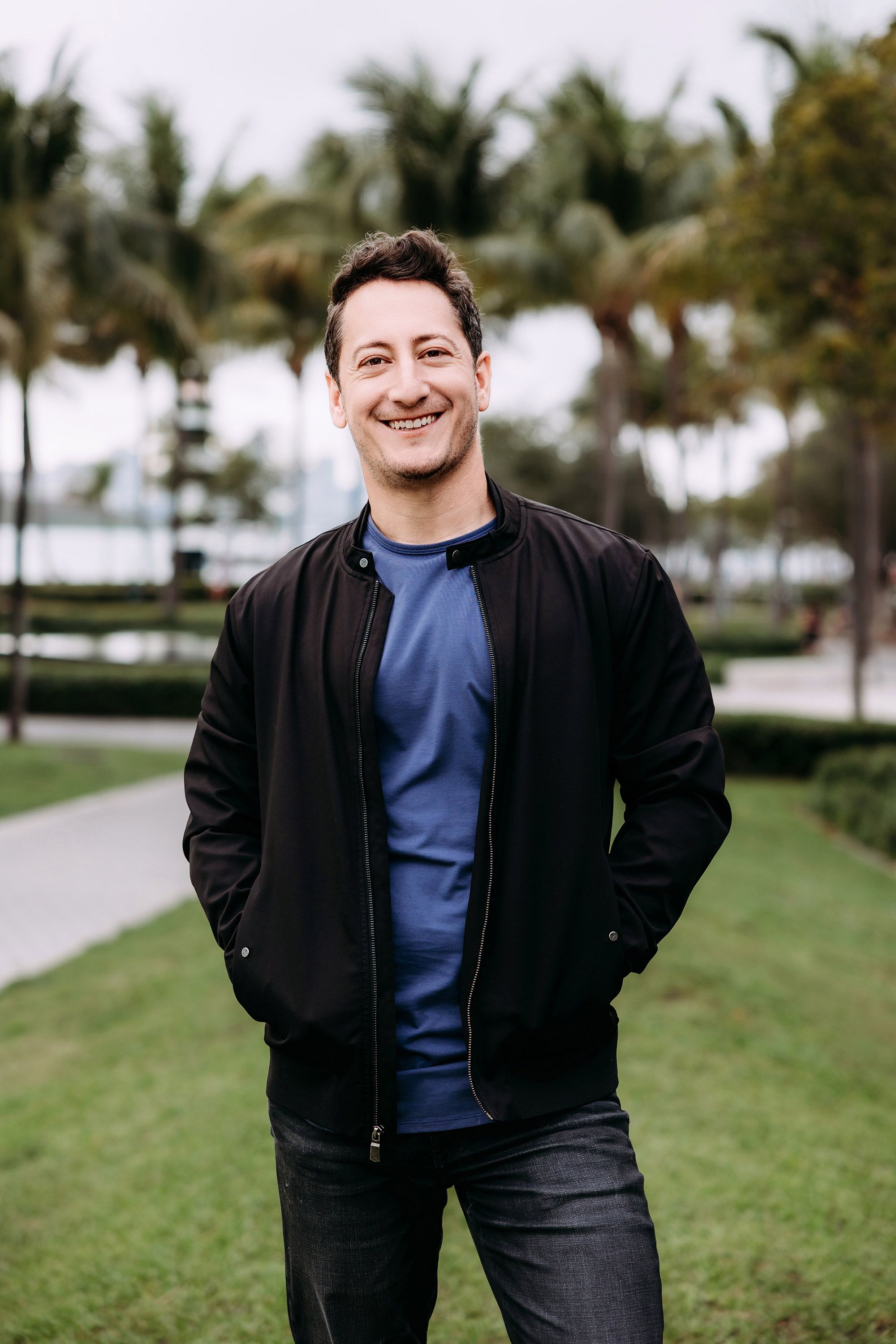candid lifestyle dating photos taken in Miami