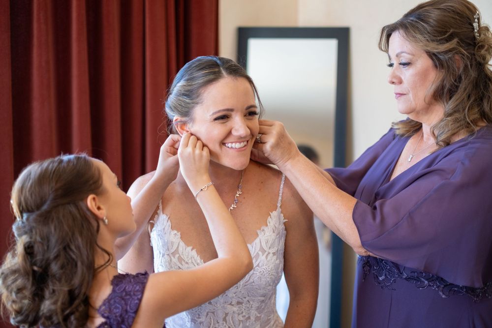 Wedding Photography in Grand Junction, Colorado at Two River Winery