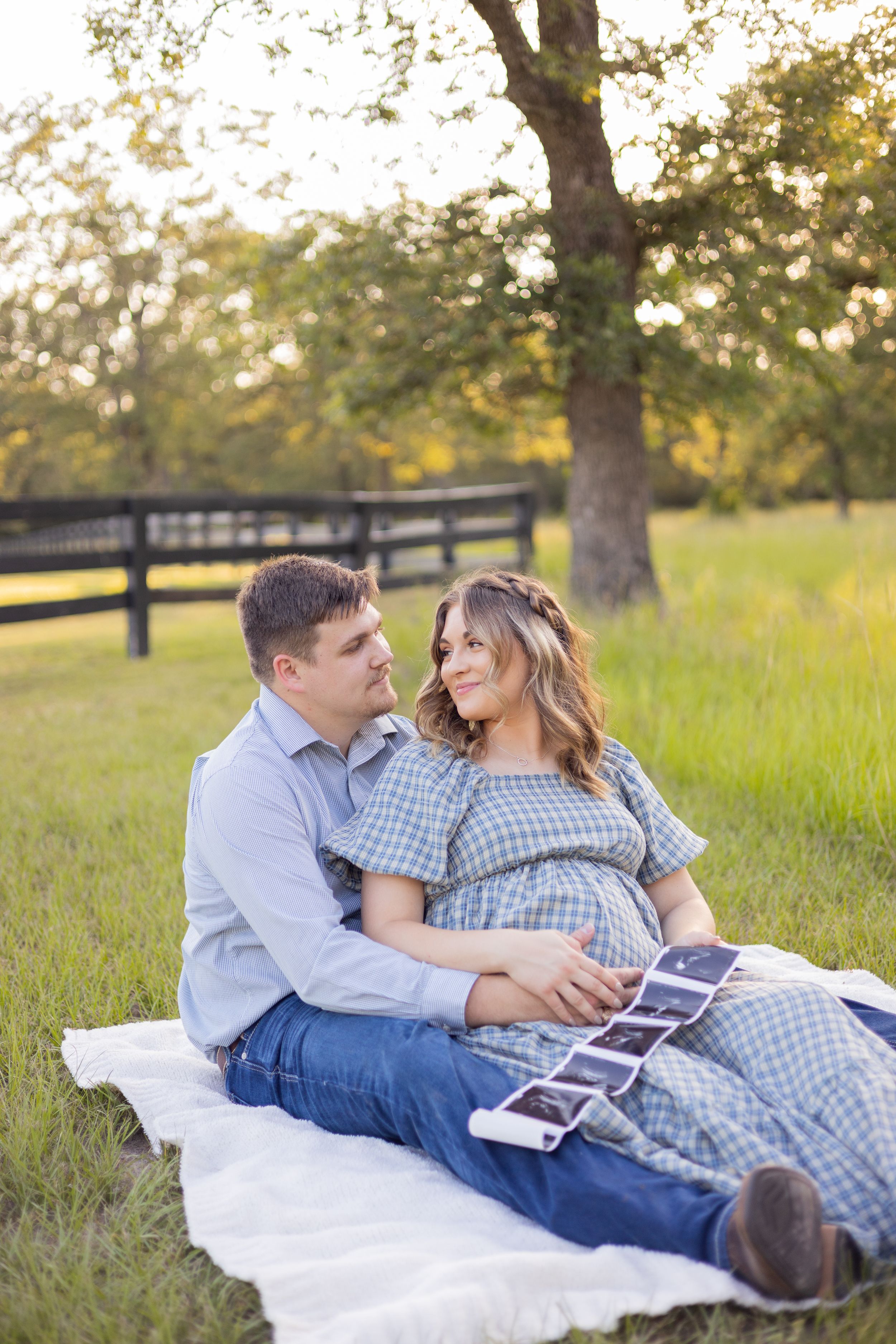 College Station Tx Maternity Photographer