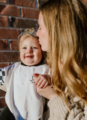 Front porch mommy and me session, Lifestyle Session, Family Photographer, Belleville Photographer, Prince Edward County Photographer