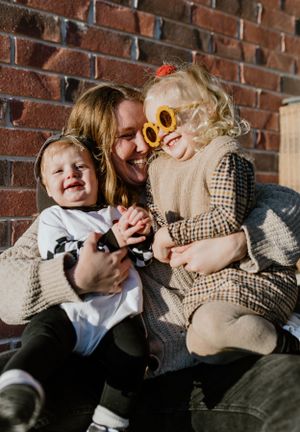 Front porch mommy and me session, Lifestyle Session, Family Photographer, Belleville Photographer, Prince Edward County Photographer