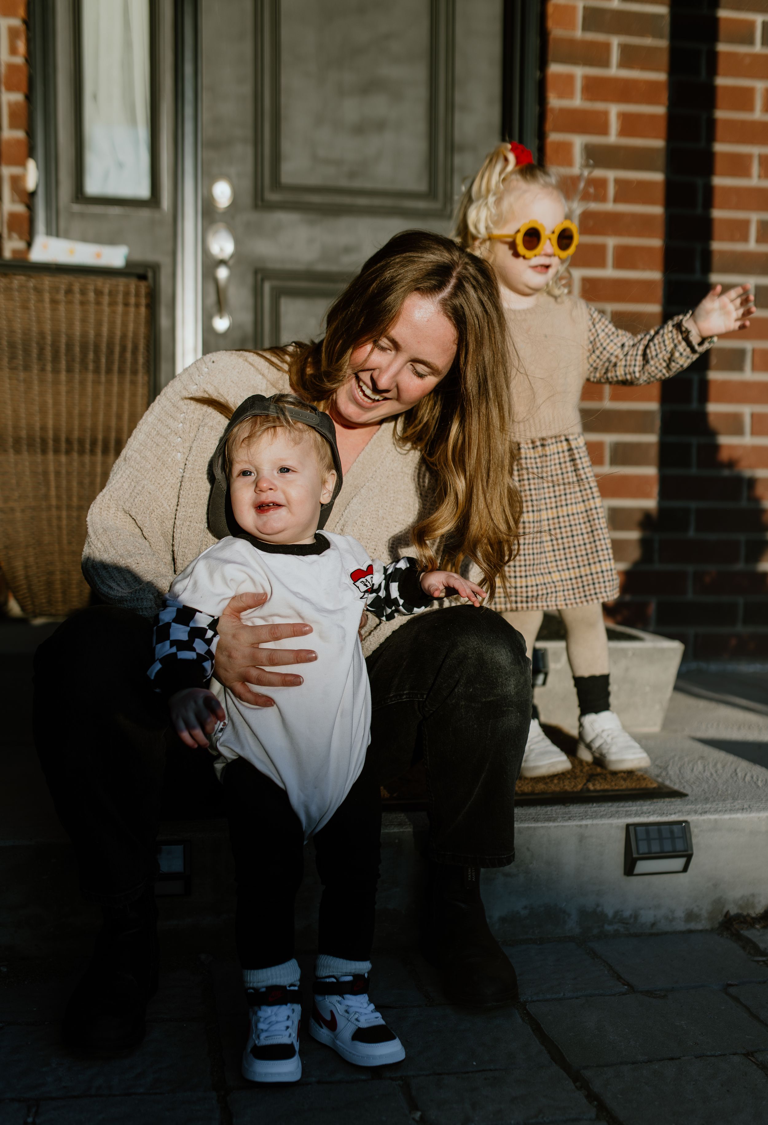 Front porch mommy and me session, Lifestyle Session, Family Photographer, Belleville Photographer, Prince Edward County Photographer