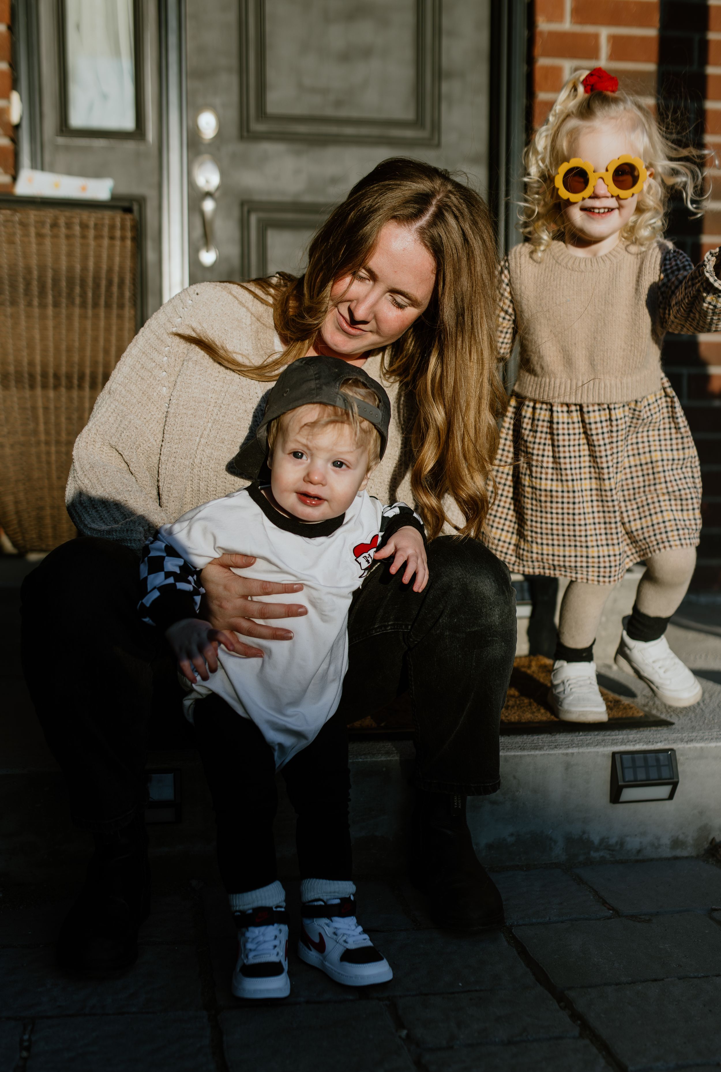 Front porch mommy and me session, Lifestyle Session, Family Photographer, Belleville Photographer, Prince Edward County Photographer