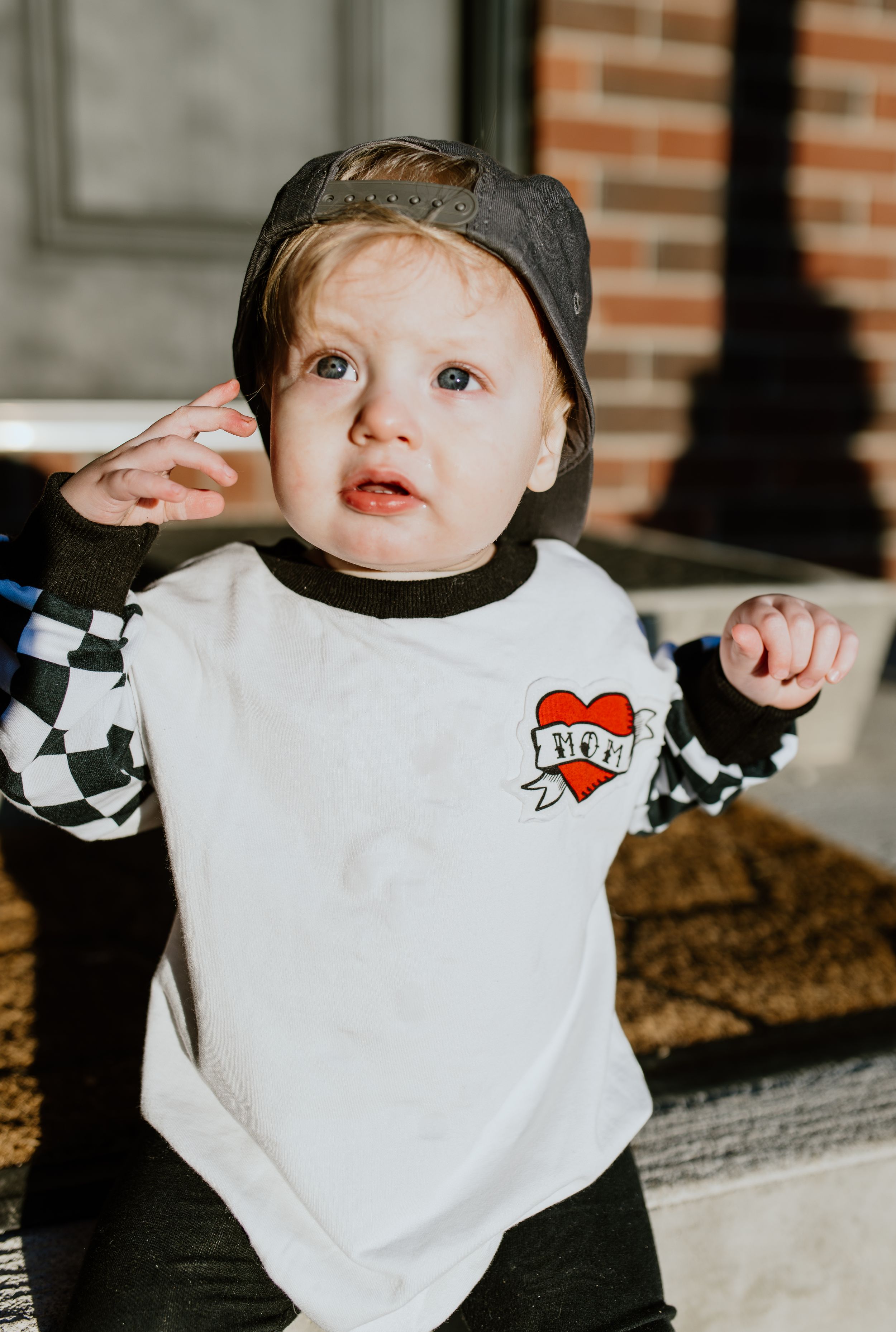 Front porch mommy and me session, Lifestyle Session, Family Photographer, Belleville Photographer, Prince Edward County Photographer